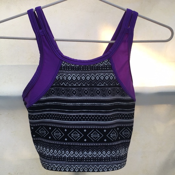 ⬇️ 2 Marked Listings for $25 - Big Girls Athletic Dance Sports Top - Picture 1 of 7